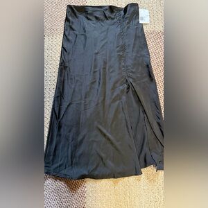 H&M Black Midi Skirt